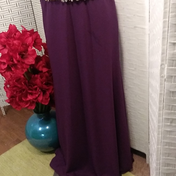 Evening Dress - Picture 4 of 12